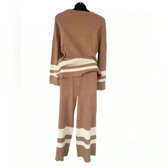 Polagram KNIT STRIPE LONG SLEEVE TOP AND PANTS SET tan cream wide leg oversized - Picture 3 of 9